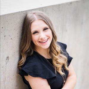 Meet your Posher, Makayla